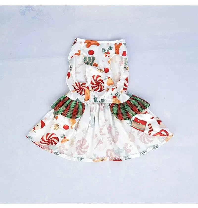 Weihnachtliches Hundekleid mit Zuckerstangen- und Tannenbaum-Motiv in festlichem Design