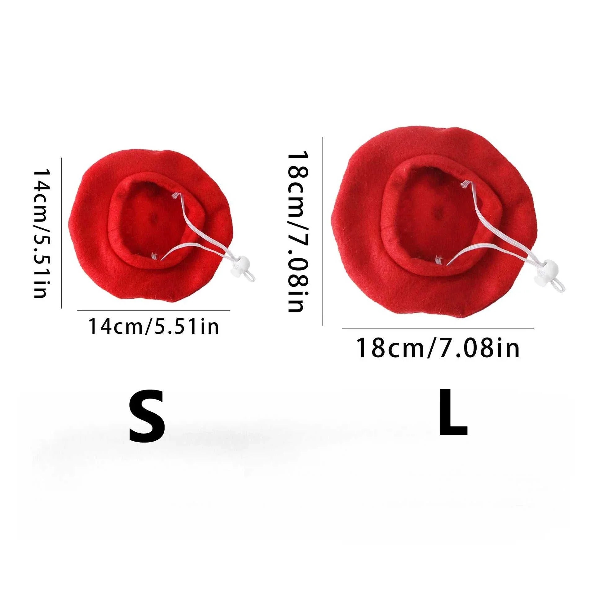 Rote Weihnachts-Haube mit Rentiergeweih für kleine und große Haustiere, bequemes weiches Stoffmaterial, festliches Design für Katzen und Hunde.