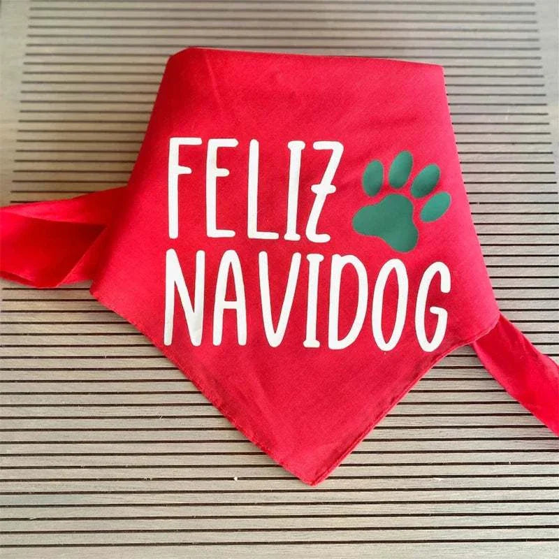 Rotes Weihnachts-Haustierbandana mit Feliz Navidog Aufdruck und Pfotenmotiv für Hunde und Katzen